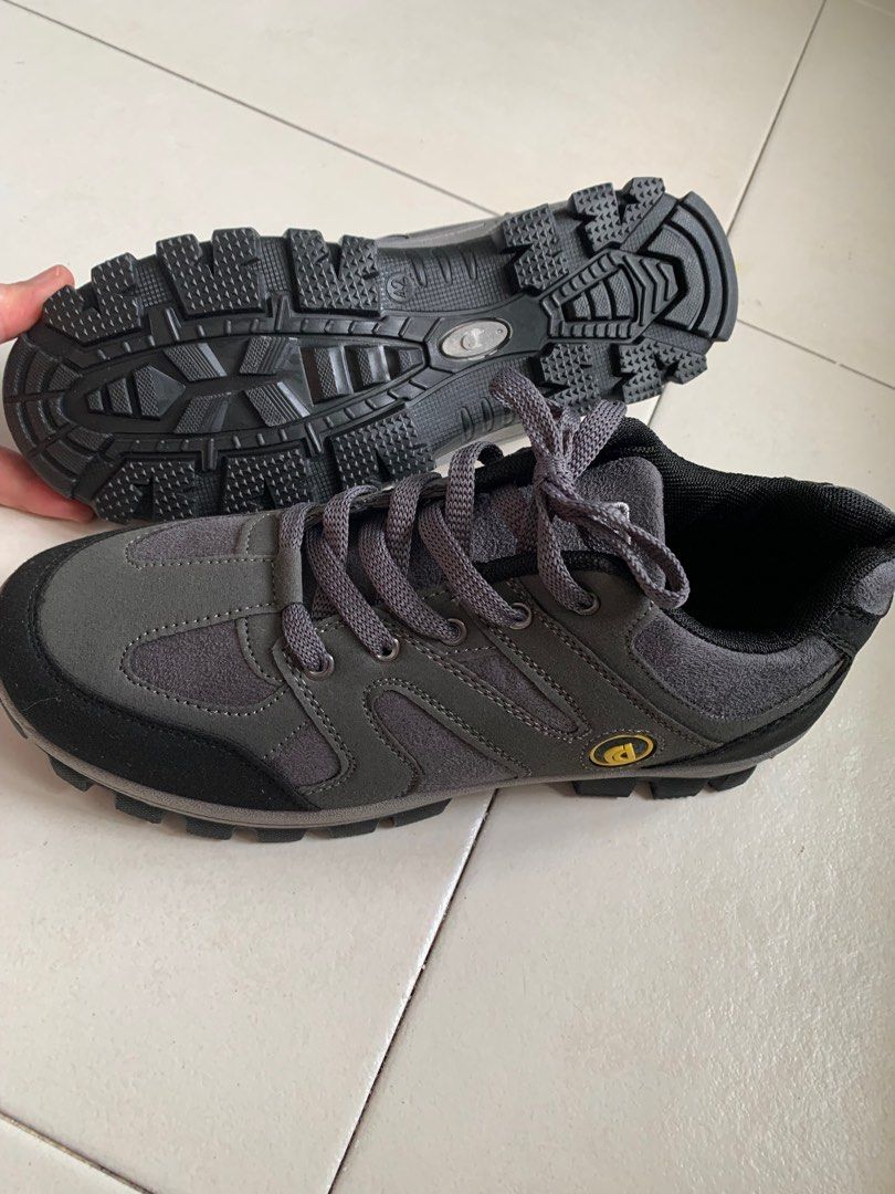 Dc shoes tracking discount