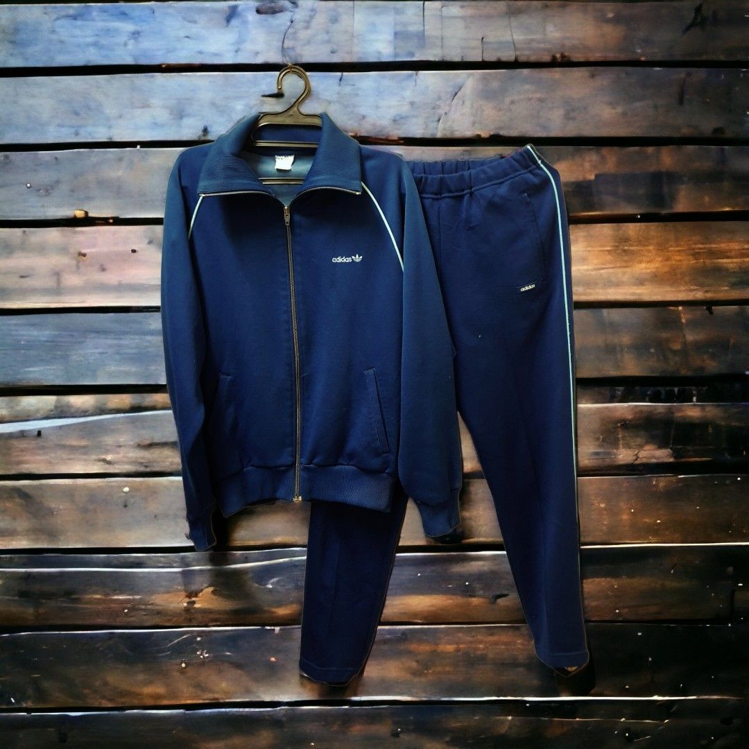 Bd824 adidas top
