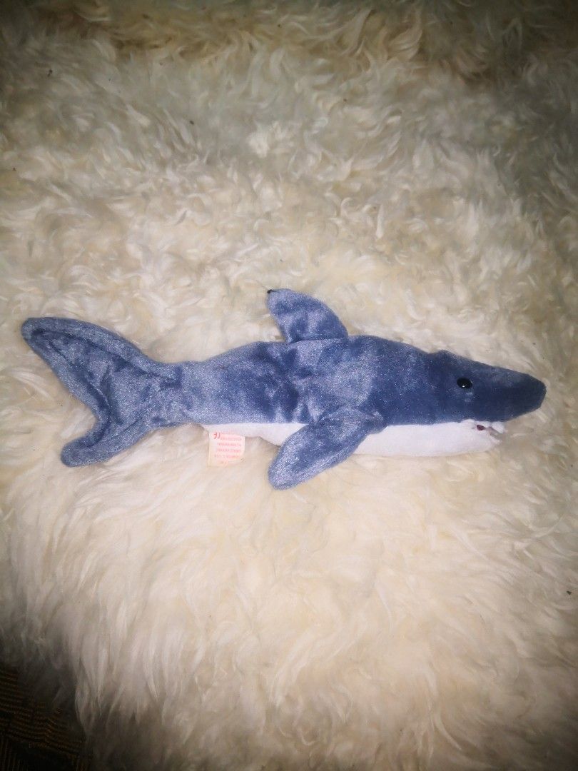 Ty beanie baby crunch the shark 2025