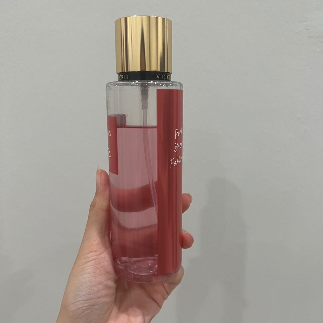 Victoria Secrect Romatic Body Mist Victoria's Secret Romantic Fragrance Body Mist 250ml, Beauty & Personal ...
