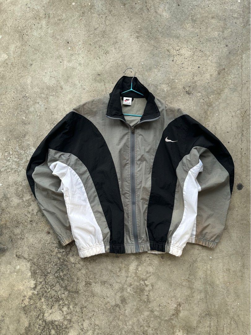 White cheap tag windbreaker