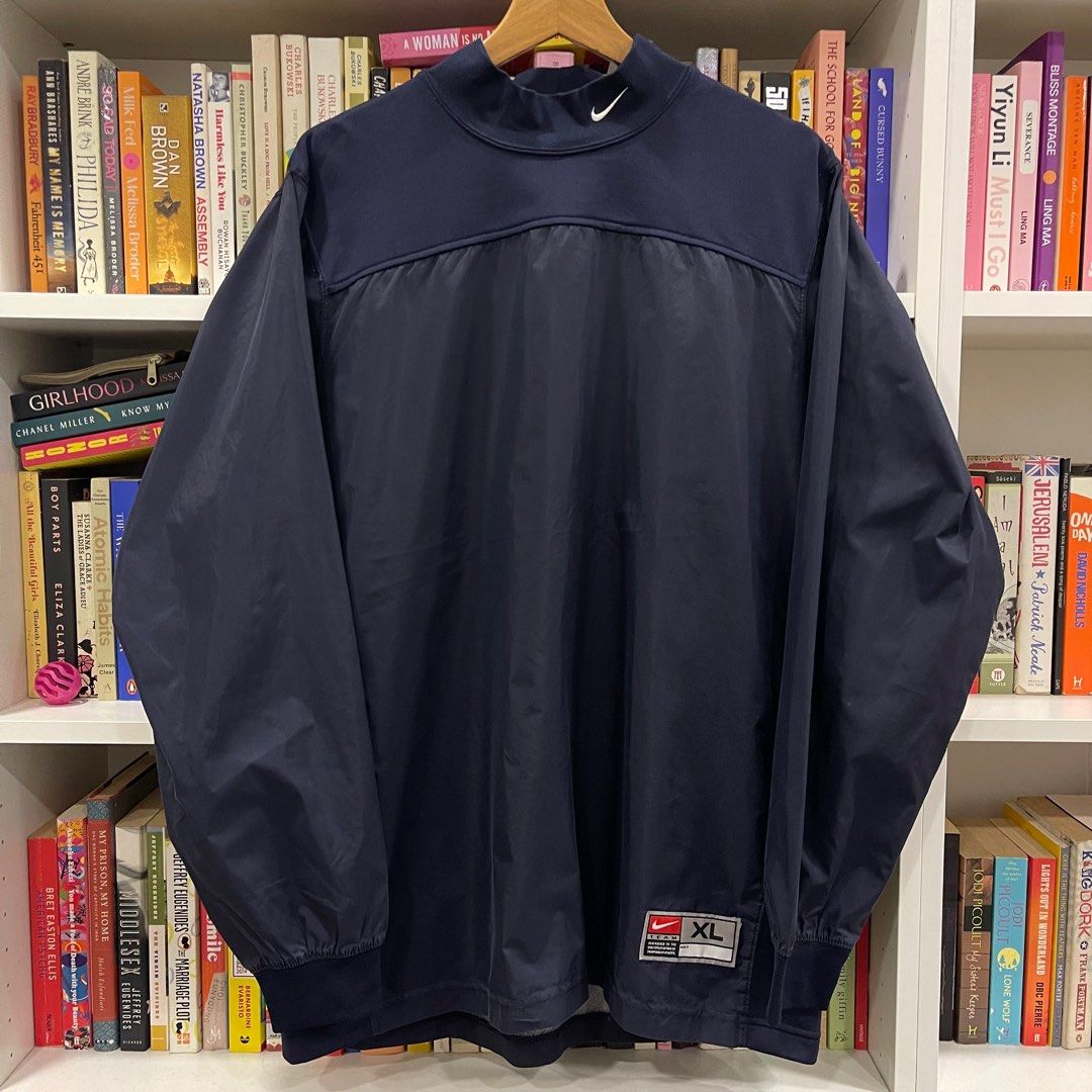 Nike hotsell vintage turtleneck