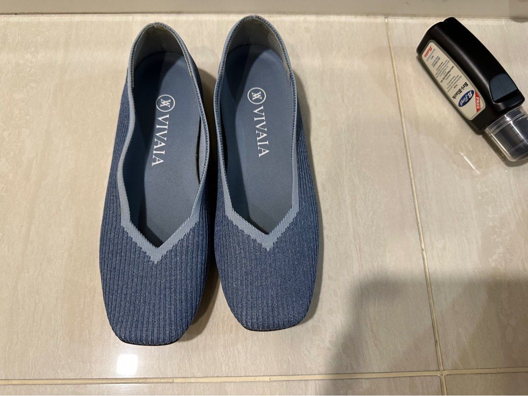 Vivaia Size 35, Women's Fashion, Footwear, Flats on Carousell