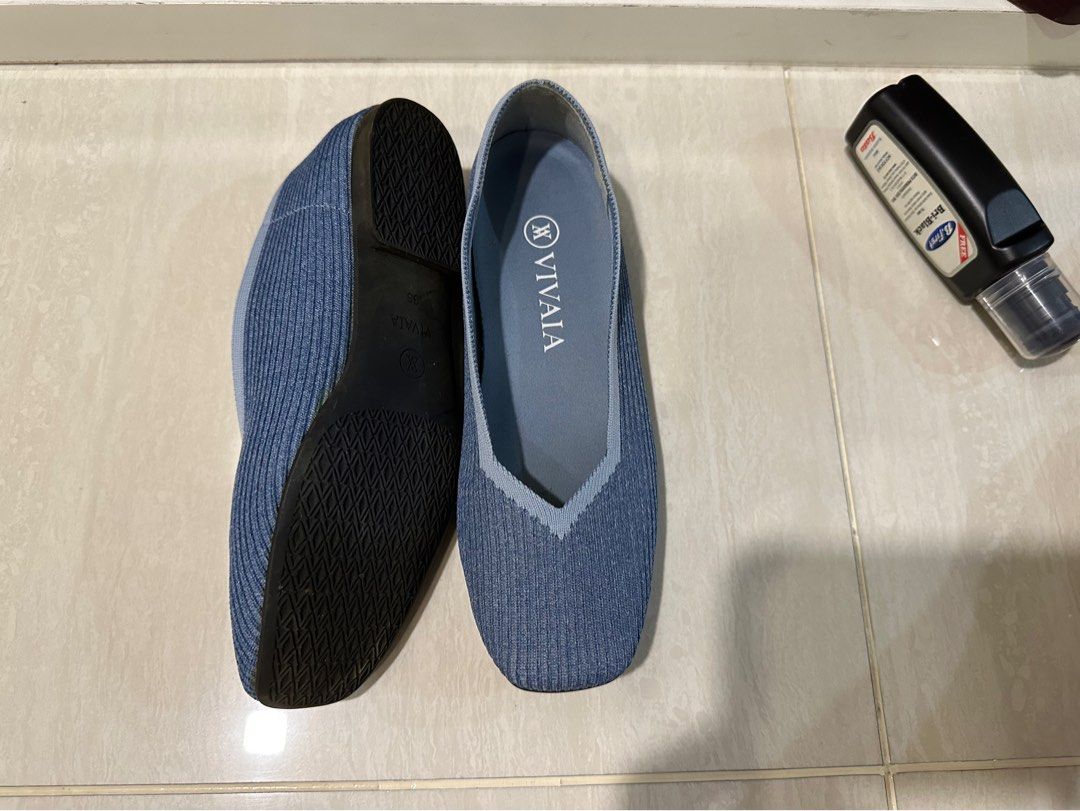 Vivaia Size 35, Women's Fashion, Footwear, Flats on Carousell