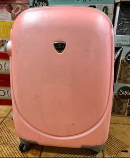 Voyager Luggage 4 Wheel Pink
