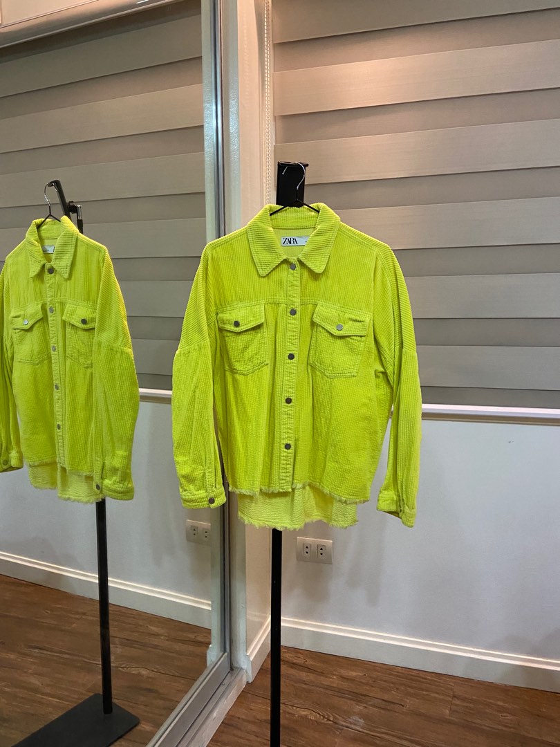 Zara corduroy jacket, Women's Fashion, Coats, Jackets and Outerwear on Carousell