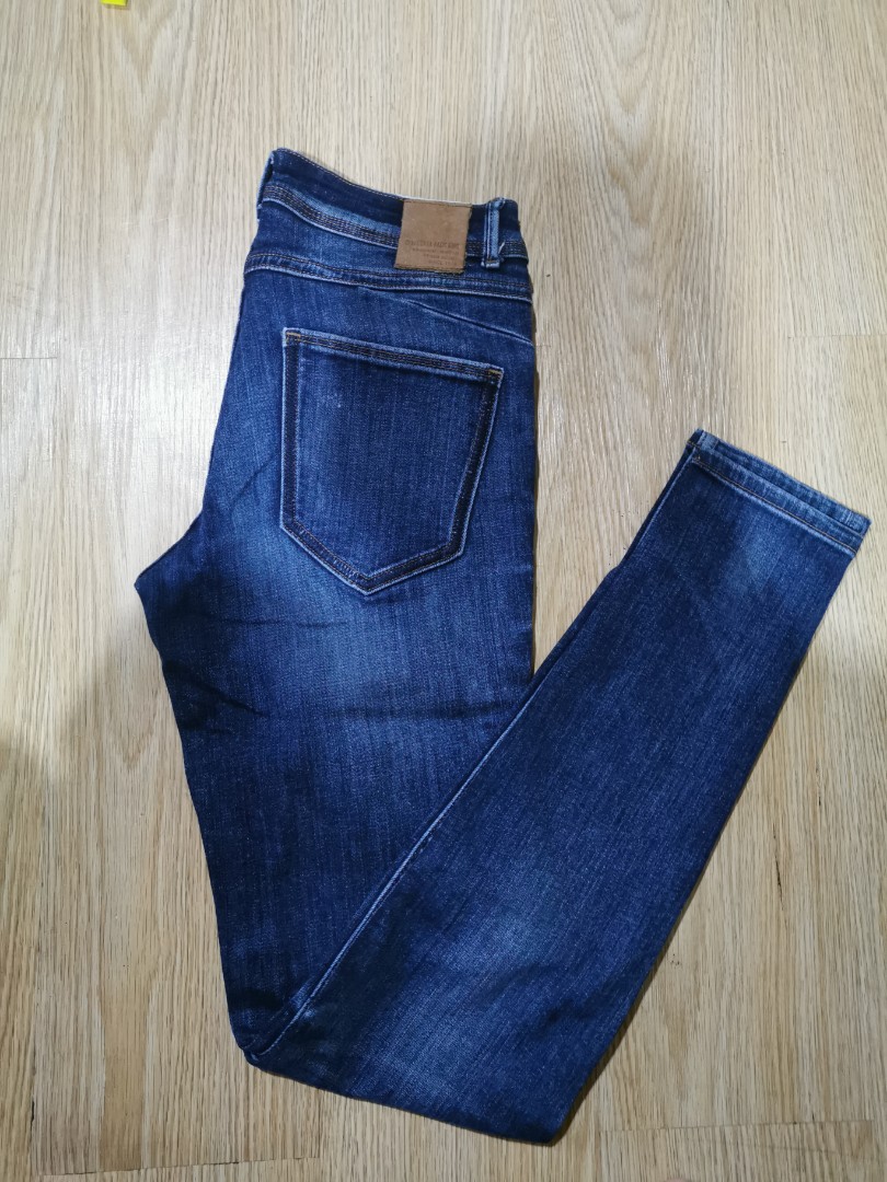 Zara jeans on Carousell
