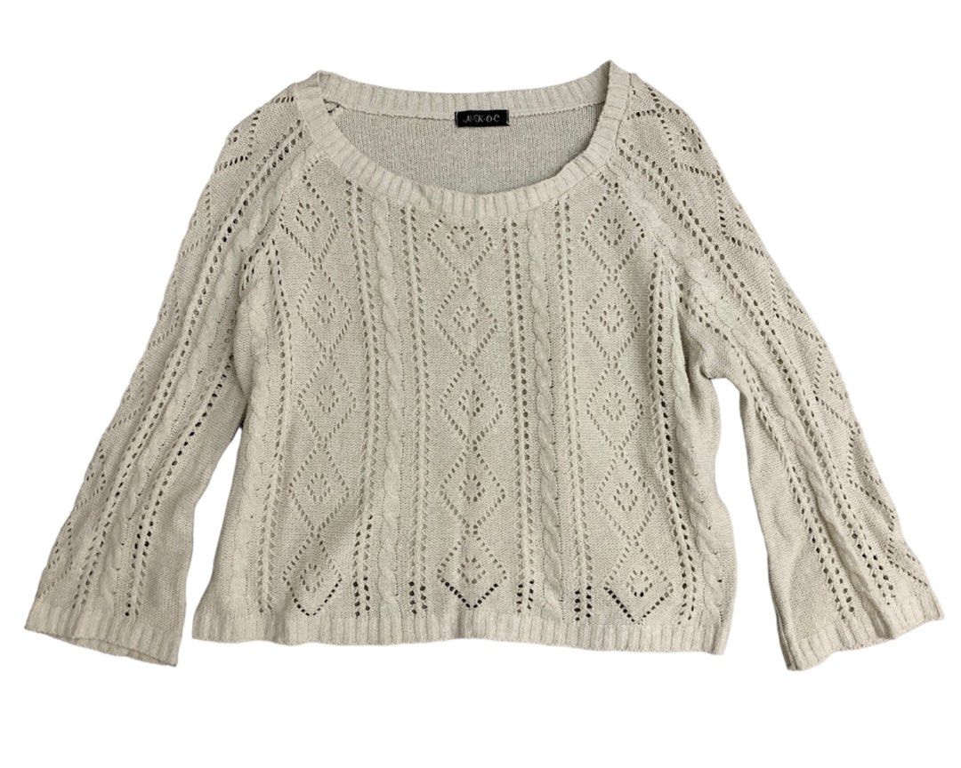 ✸ white knitted longsleeve top (Category: Longsleeves) located in Las Pinas. Submitted by cyamese (Listing ID 1249231706, Image 1). Description: off-white acubi knitted flowy longsleeve top ✸ condition: lightly used size: M (can provide measurements) mop: gcash / bpi mod: gogoexpress / same day delivery .