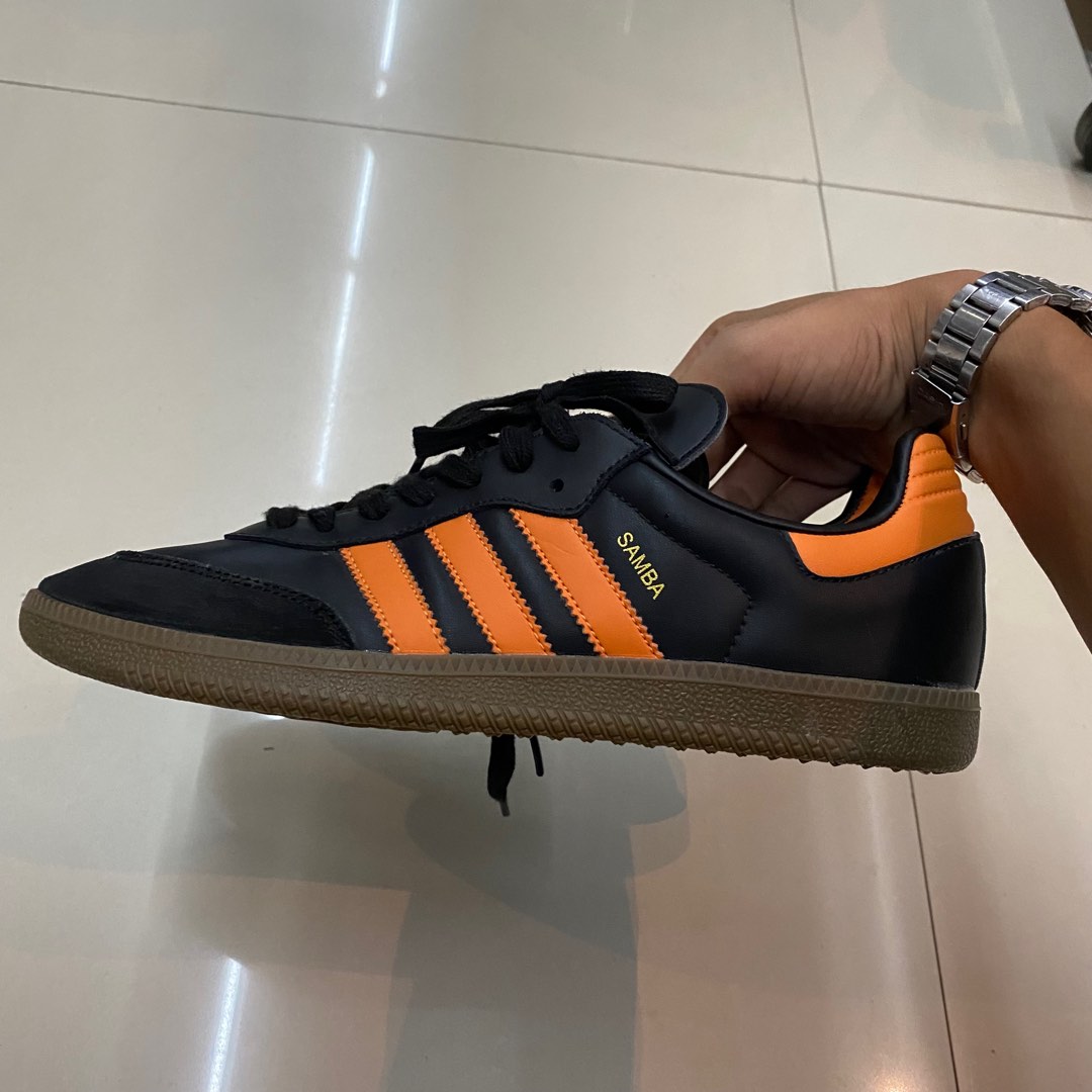 ADIDAS SAMBA SIZE 10, 44 EXCELLENT NO ISSUES on Carousell
