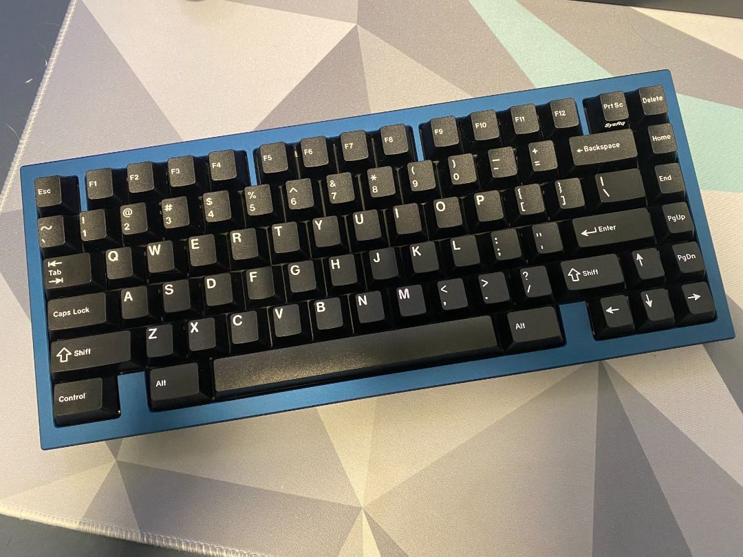 Aella Keyboard, 電腦＆科技, 電腦周邊及配件, 電腦鍵盤及相關產品 Carousell