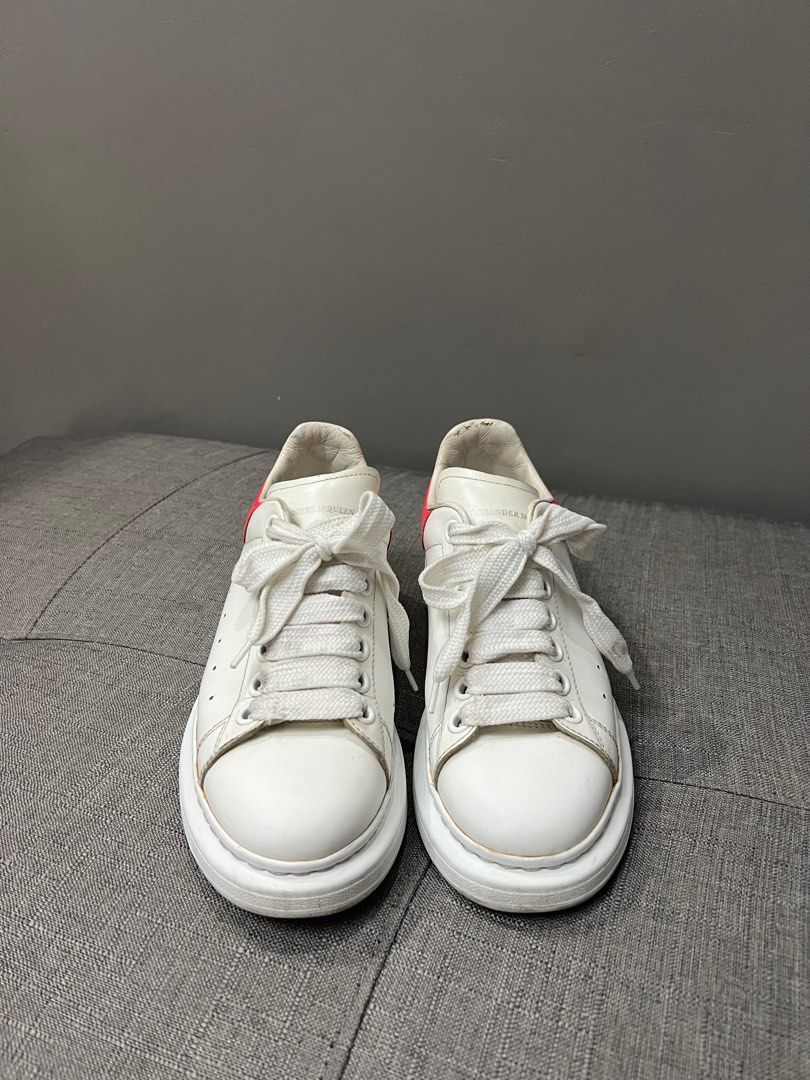 Alexander Mcqueen (Category: Sneakers & Footwear) located in Manila. Submitted by blakeco (Listing ID 1249210811, Image 2). Description: Alexander Mcqueen - 100% Authentic Moneyback Guarantee - Fits size 6.5-7 - PHP 3000 - Meetups and shipping available.