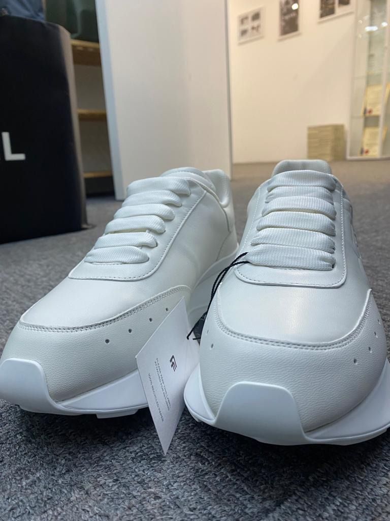 ALEXANDER MCQUEEN COURT LOW TOP WHITE SNEAKERS SIZE 39