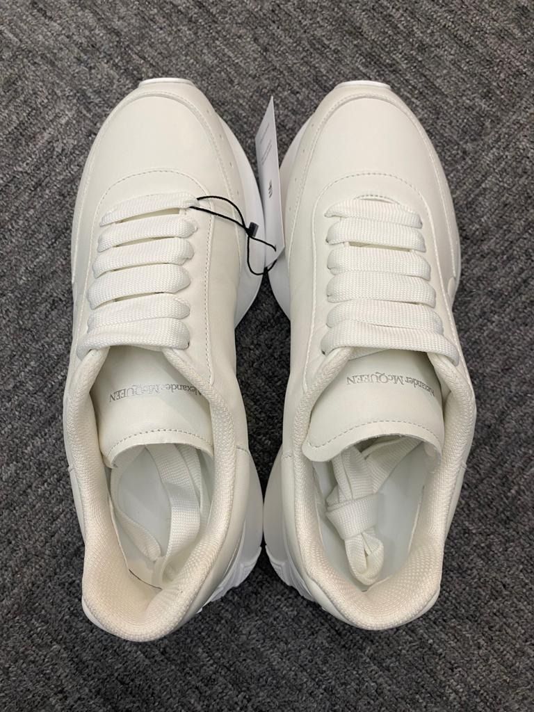 Alexander mcqueen 2025 sneakers size 39
