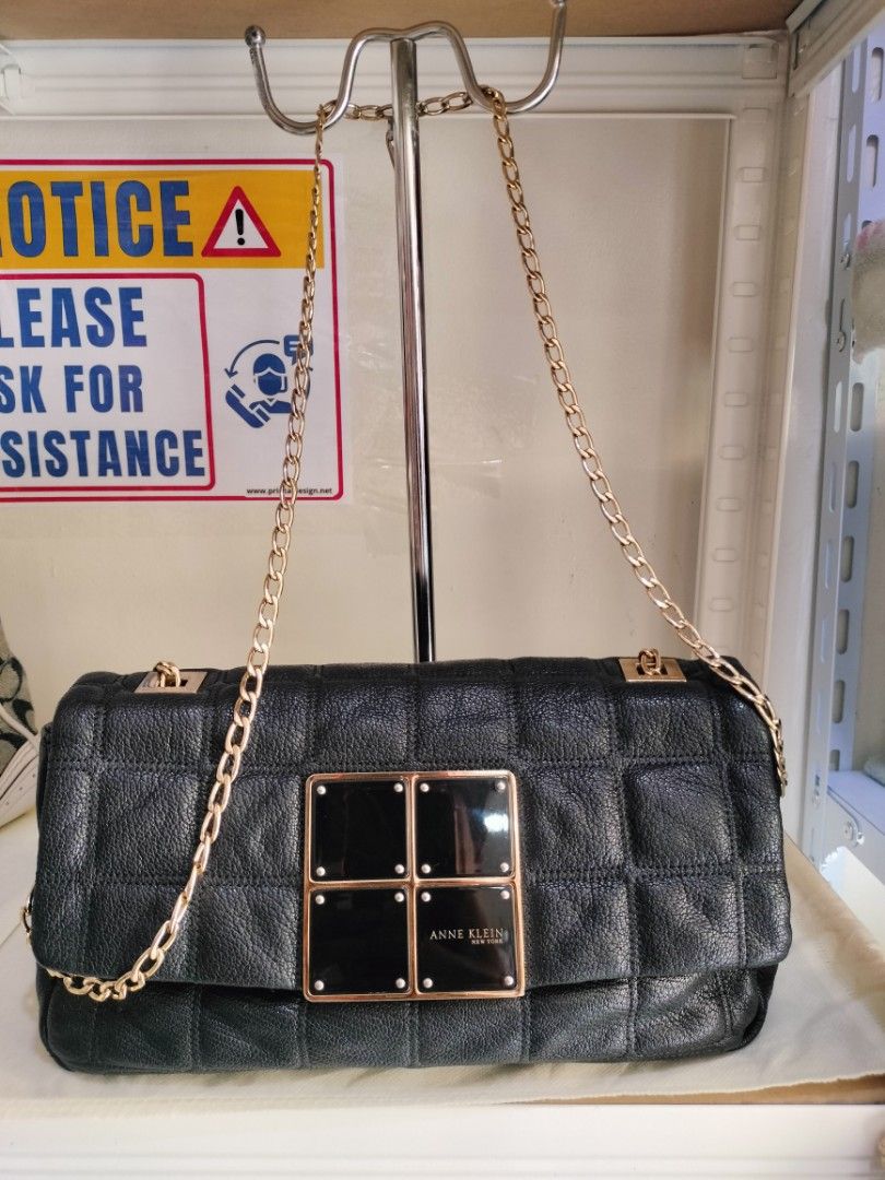 Dissona chain sling bag, Women's Fashion, Bags & Wallets, Cross-body Bags  on Carousell
