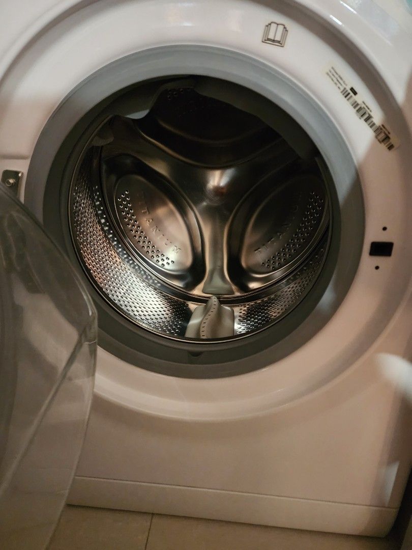 Ariston washer/dryer WDG862, TV & Home Appliances, Washing Machines and