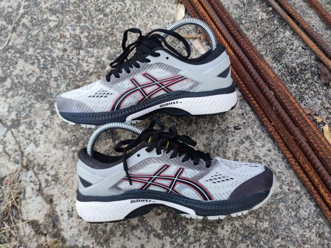 Asics gel kayano 26 size 8 top