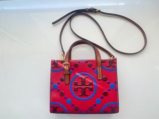 Original Tory Burch shoulder totes monogram 88400, Women's Fashion, Bags &  Wallets, Tote Bags on Carousell