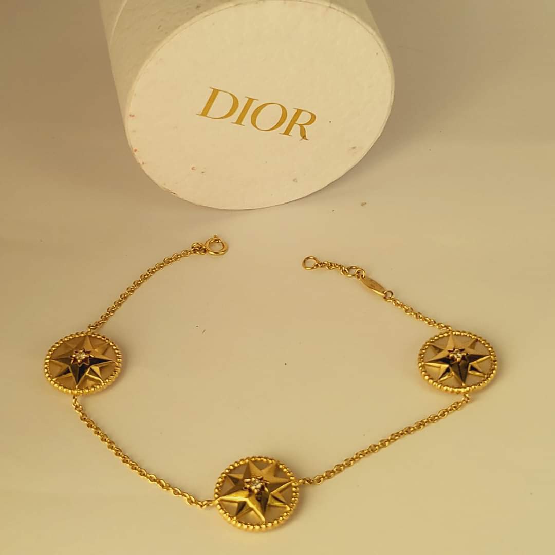 Authentic Dior Bracelet k18 gold with diamond and mother of pearl on ...