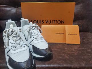 Pre-owned Louis Vuitton V.n.r Cloth Low Trainers In Black