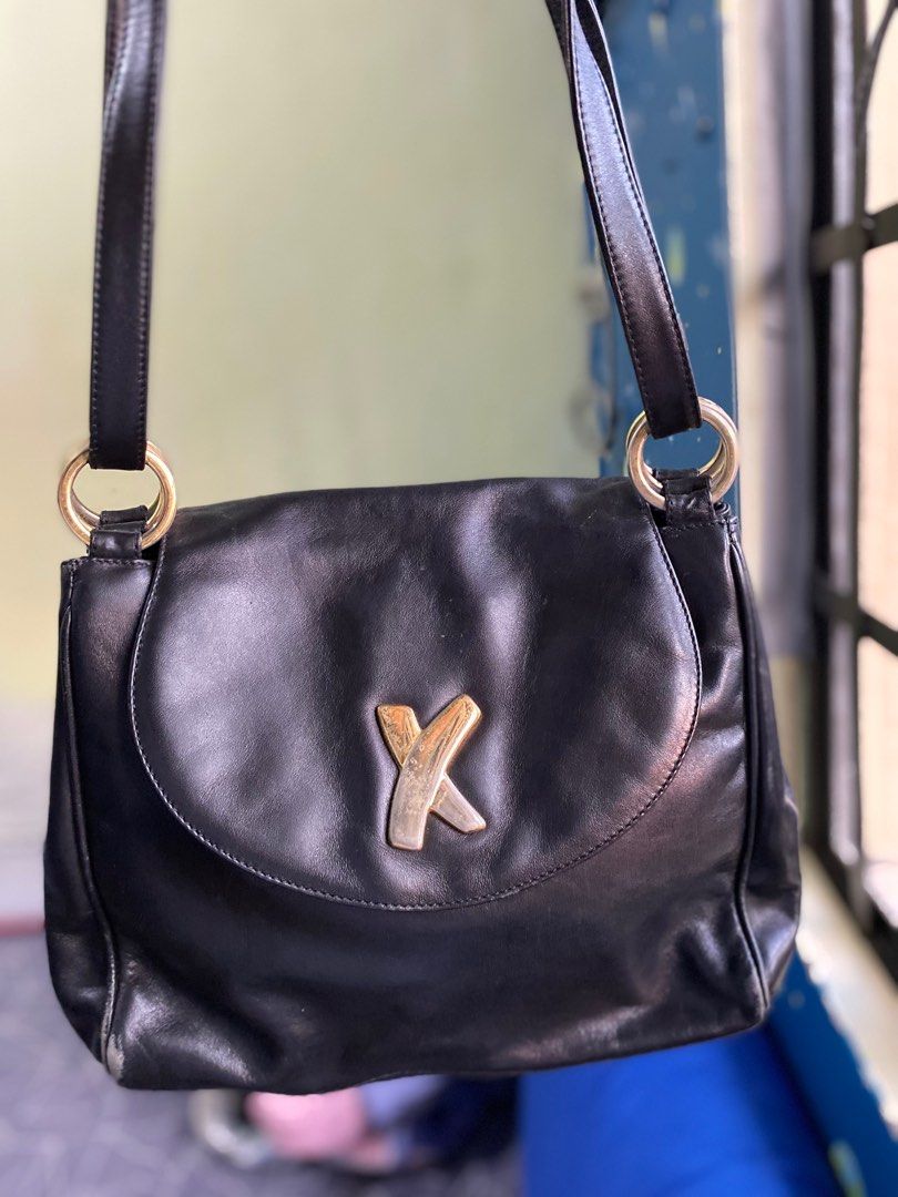 Authentic PALOMA PICASSO (Category: Luxury Bags & Wallets) located in Meycauayan. Submitted by thriftyhaven2023 (Listing ID 1249187588, Image 2). Description: Guaranteed authentic Normal signs of usage Slightly faded hardwares.