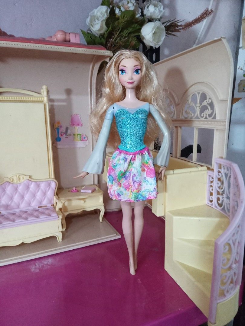 Barbie Elsa Frozen mattel on Carousell