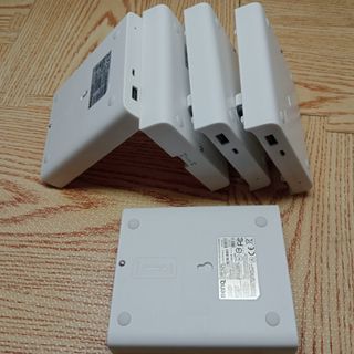 由 projetors (刊登 ID 1245793721，圖片 1) 提交，位於 的 (類別：)，說明：。