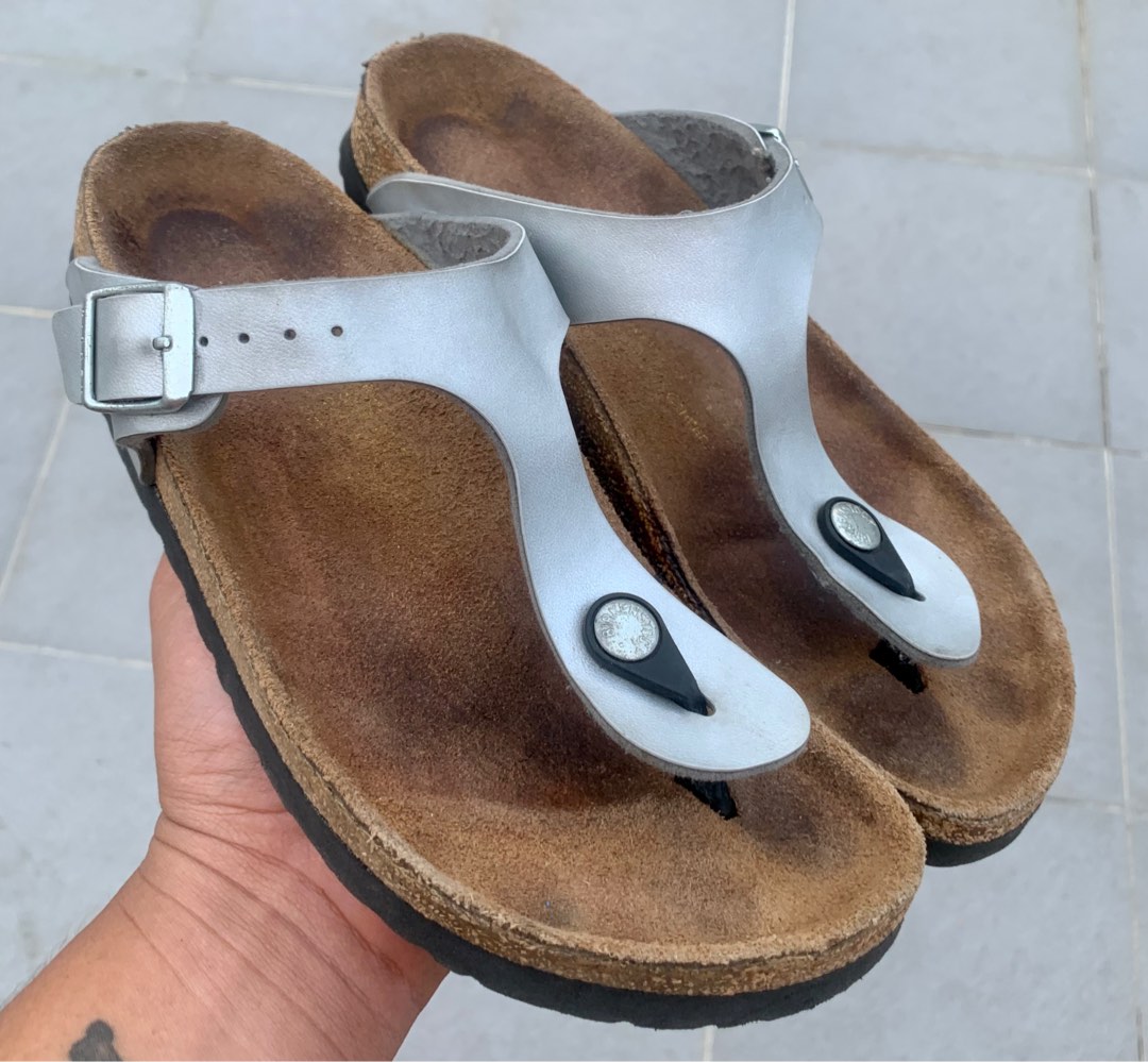 birkenstock gizeh metallic silver