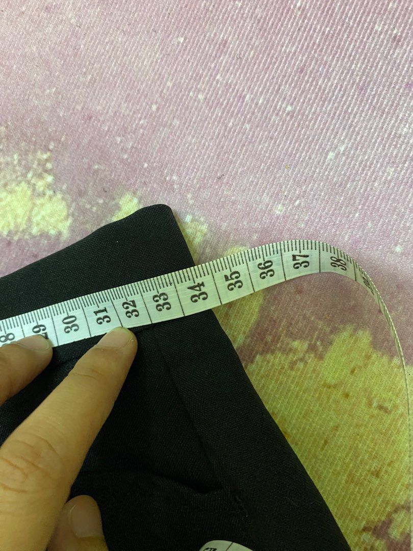 Black Slack (Category: Other Bottoms) located in Kluang. Submitted by wonder.struck13 (Listing ID 1249168421, Image 2). Description: never worn swipe for measurements.