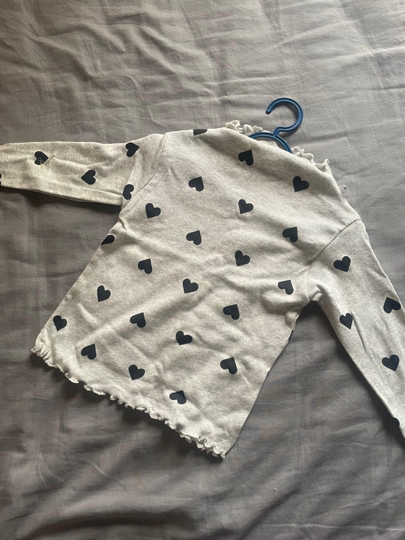Girls hotsell sweater long