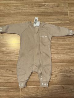 (Category: ) located in . Submitted by ms.preloved77 (Listing ID 1249132546, Image 1). Description: .