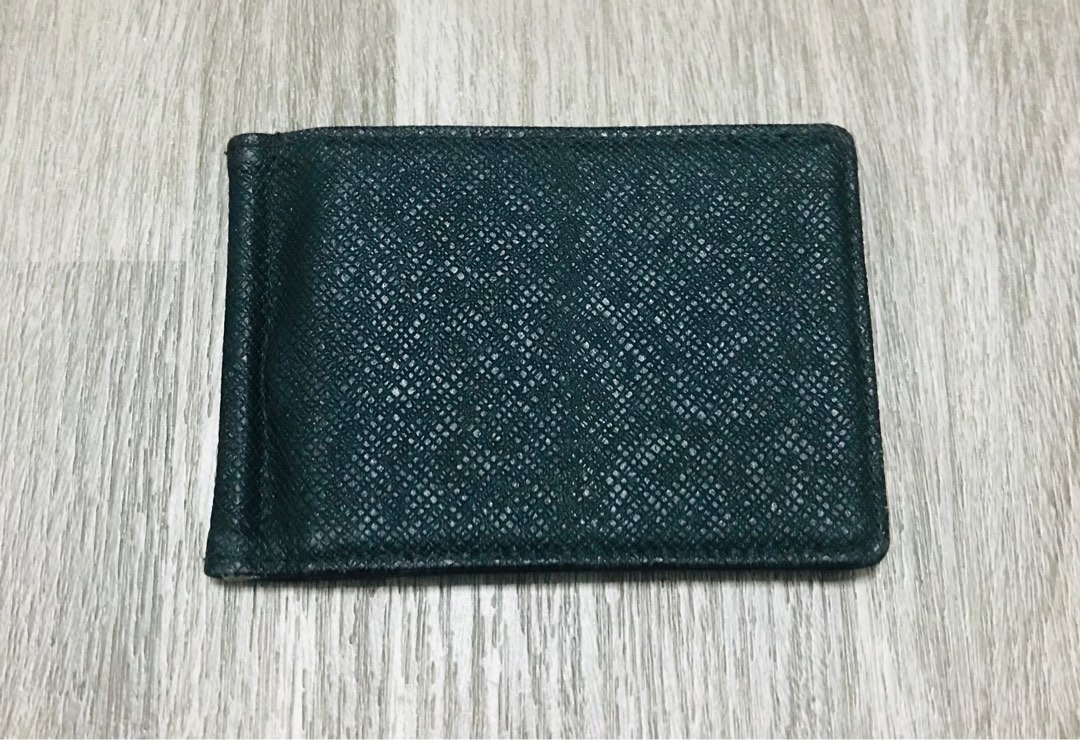 Botania Card Holder, Men's Fashion, Watches & Accessories, Wallets
