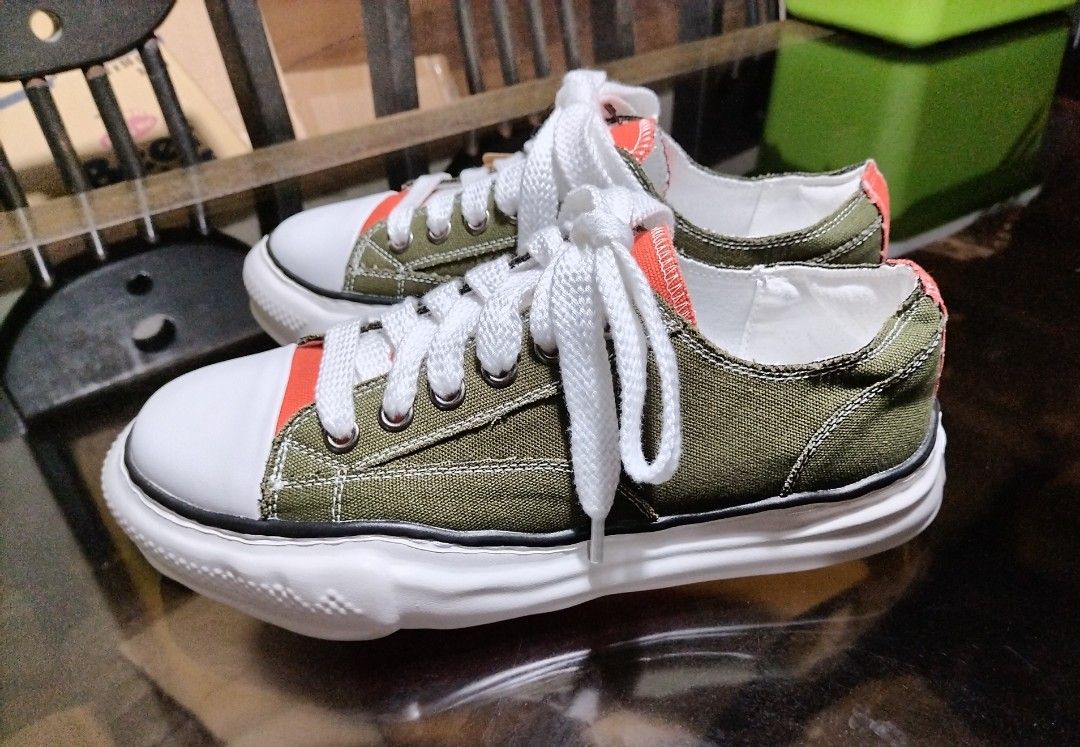 Canvas shoes cheap price new arrivals