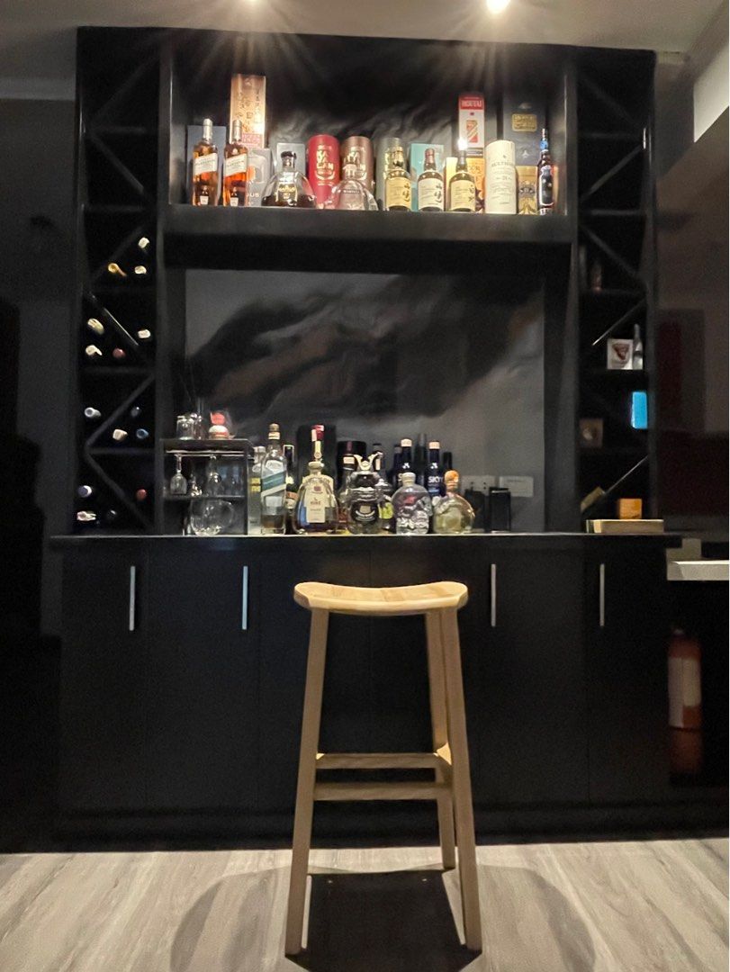 Brosa stools store