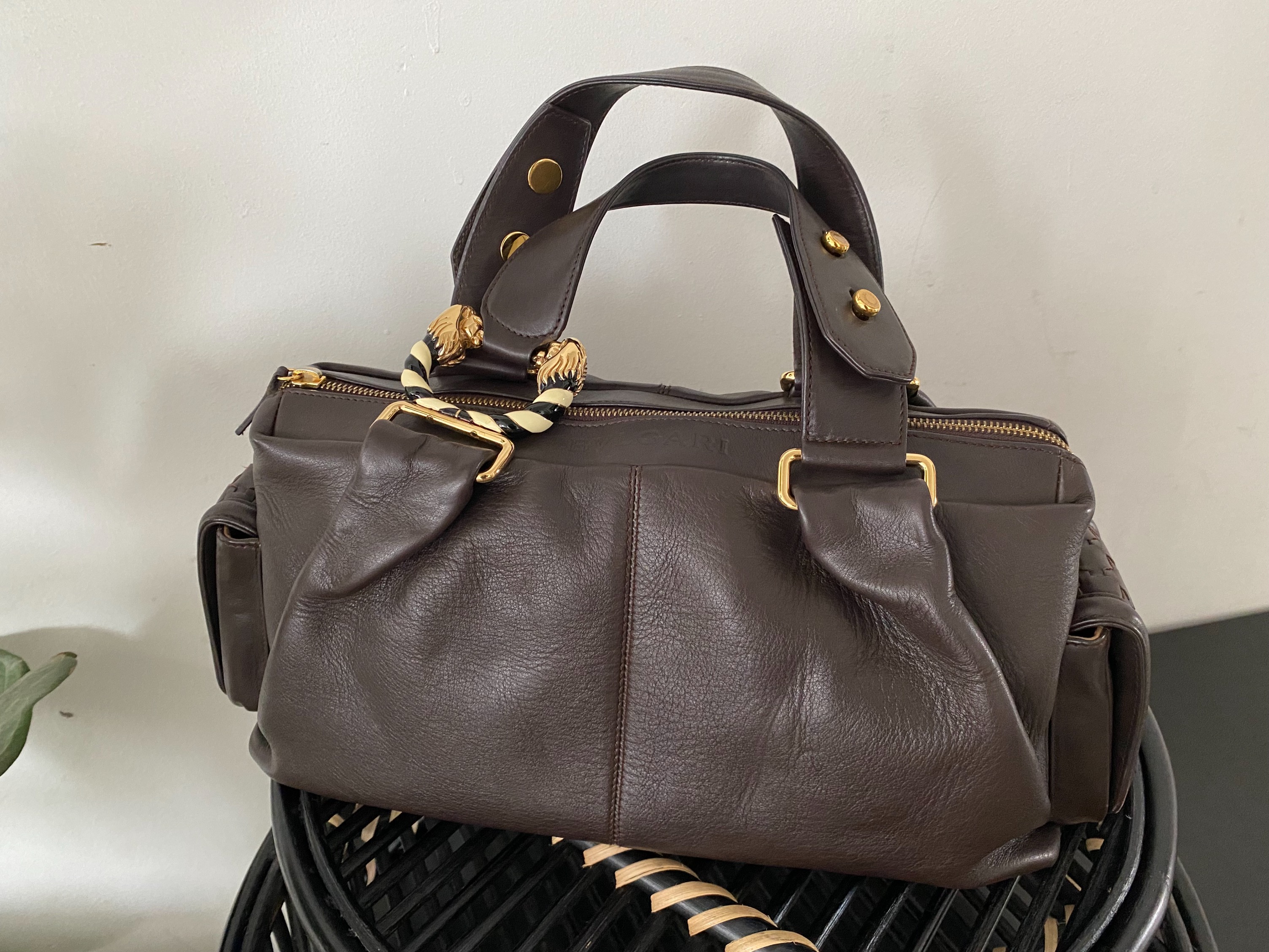 Bvlgari leoni bag store