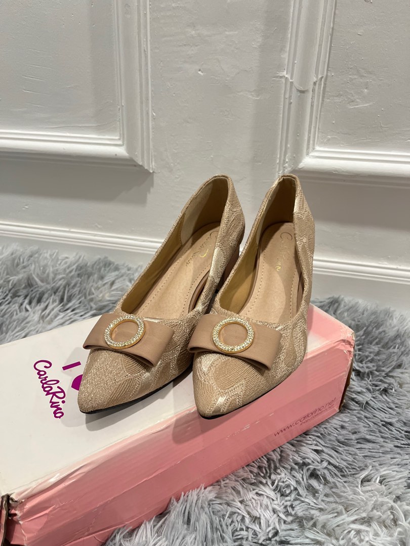 Carlo outlet rino heels