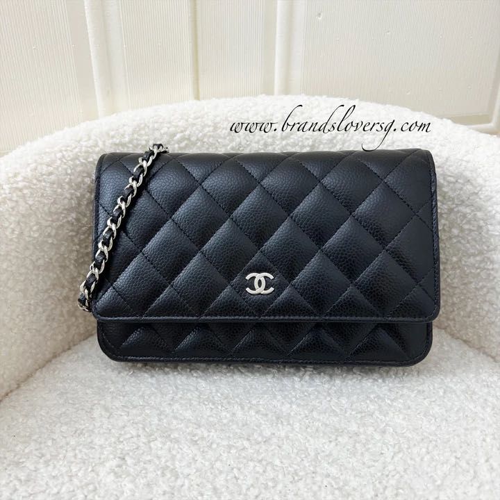 ✖️SOLD✖️ Chanel Classic Wallet on Chain WOC in Black Caviar and SHW