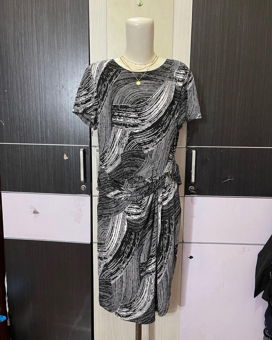 Chateline dress on Carousell