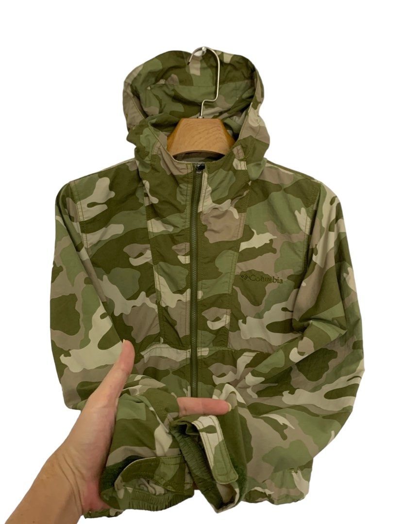 Waterproof camo best sale hoodie