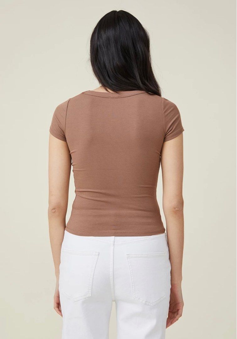 Cotton On Staple Rib Scoop Neck Short Sleeve Top in Brown, Women's Fashion,  Tops, Shirts on Carousell