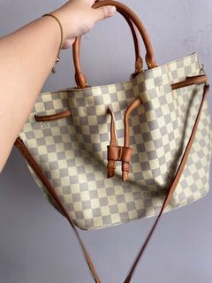 Louis Vuitton - Authenticated Girolata Handbag - Cotton White for Women, Good Condition