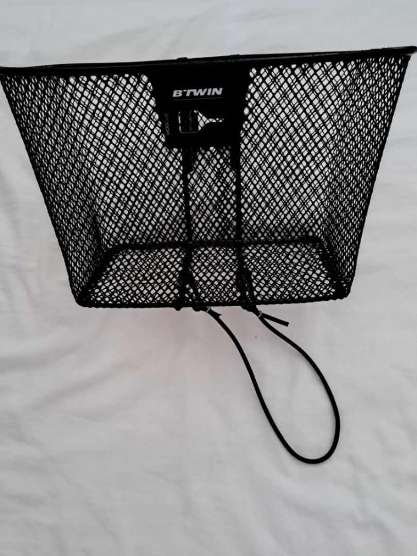 Decathlon Btwin Basket, Sports Equipment, Bicycles & Parts, Parts