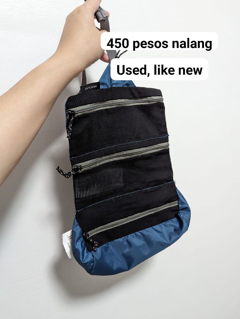 Decathlon toiletry bag top