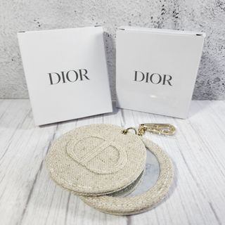 Dior keychain mirror with box