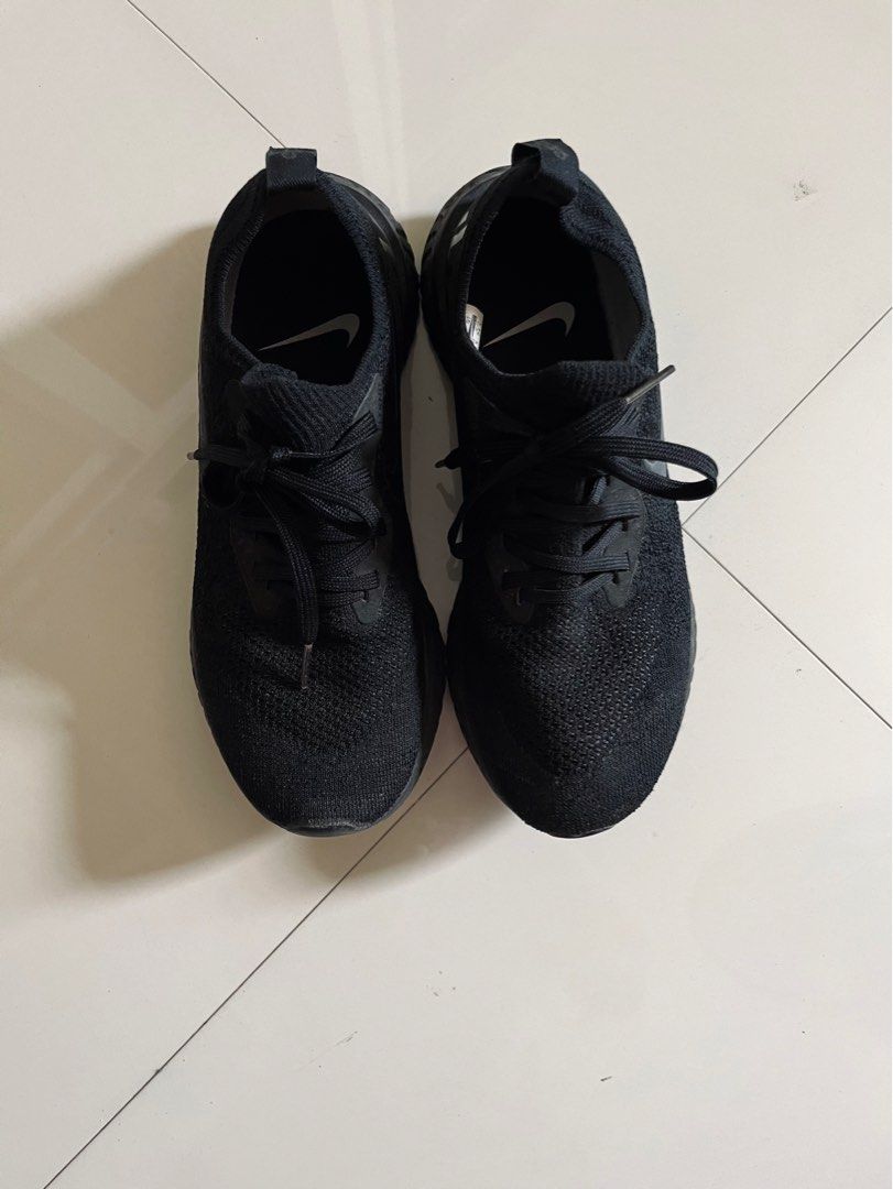 Nike epic phantom react flyknit triple black on sale