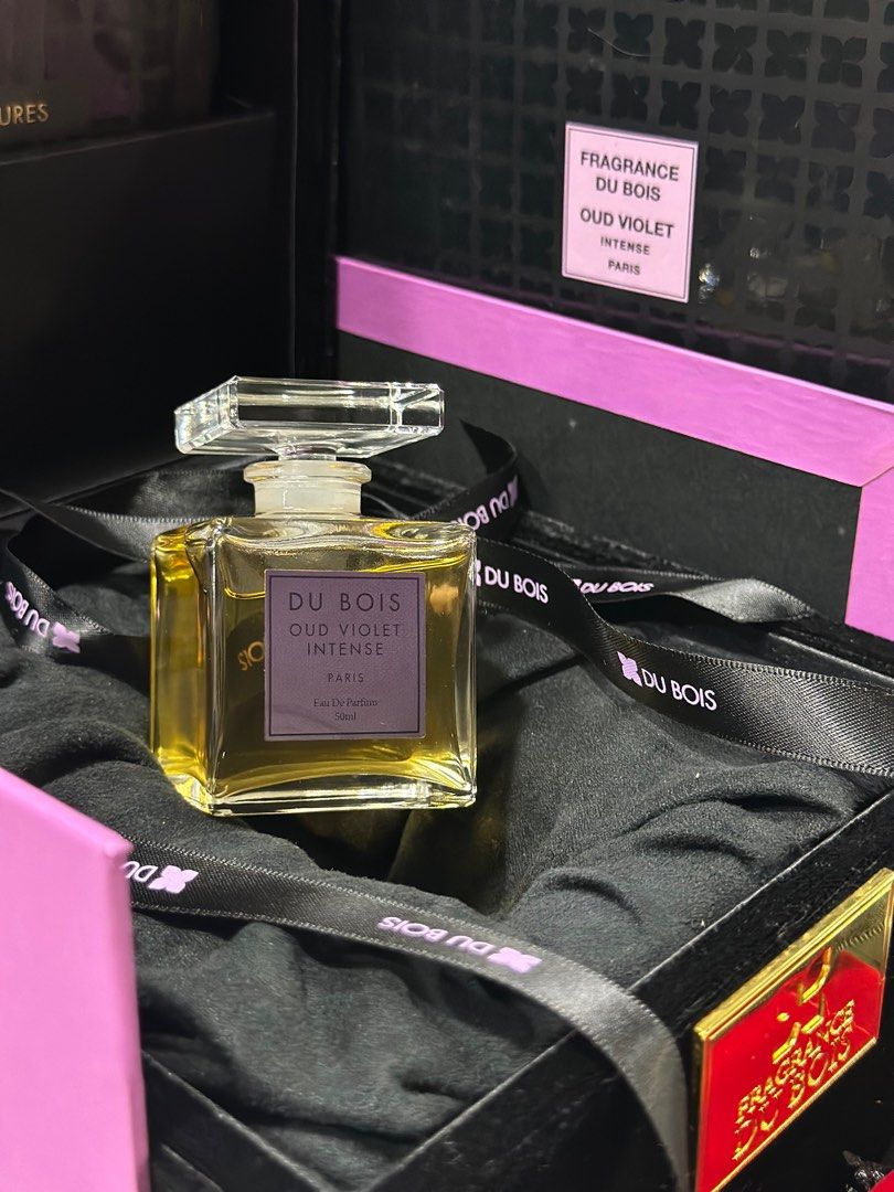 Oud clearance violet intense