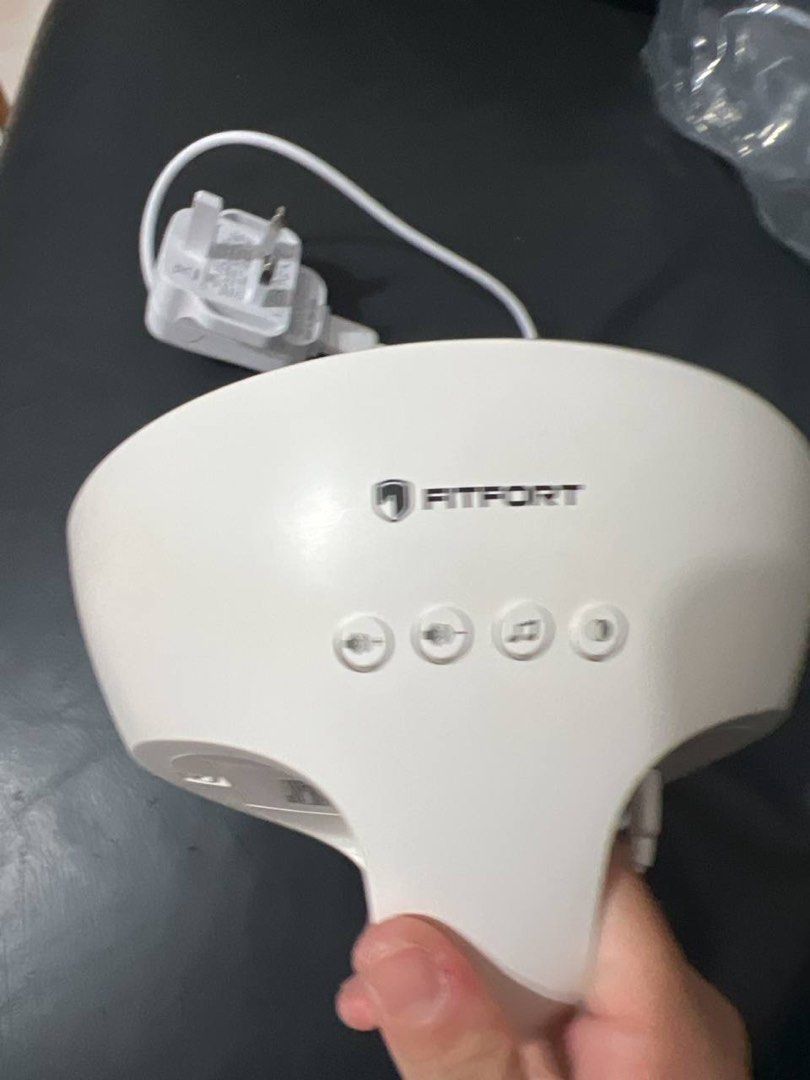 FITFORT portable radio/alarm clock, Audio, Portable Music Players on