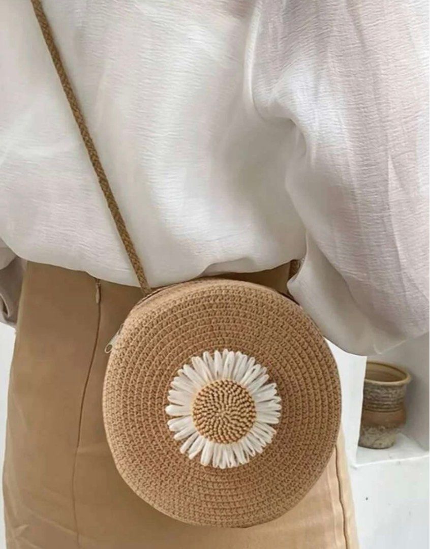Circle straw bag shop