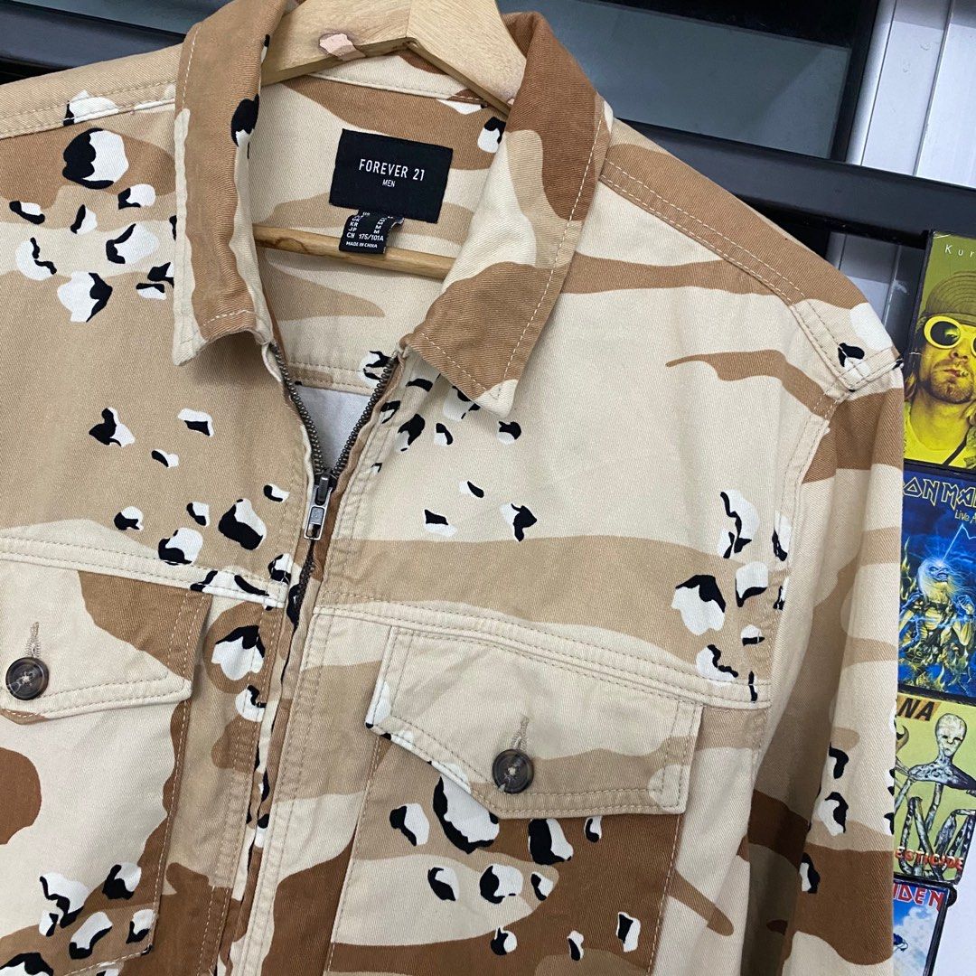 Camo puffer discount jacket forever 21