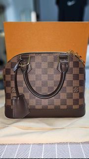 LOUIS VUITTON Authentic Alma PM Full Taurillon Leather Noir Handbag Bag LV  $2700