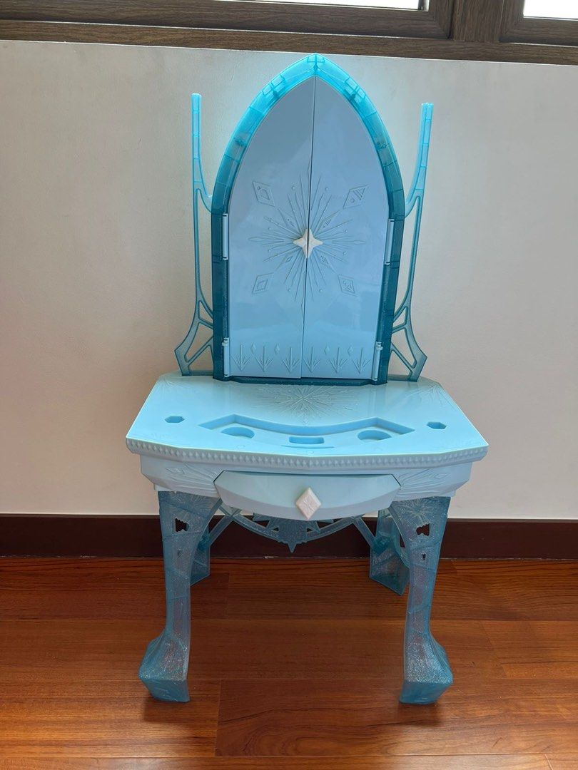 Frozen Vanity Table on Carousell